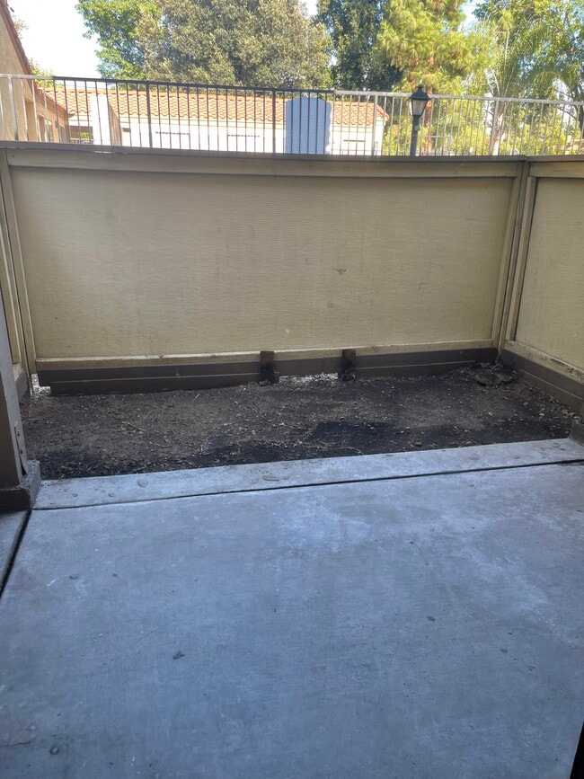 Building Photo - 1130 W Blaine St