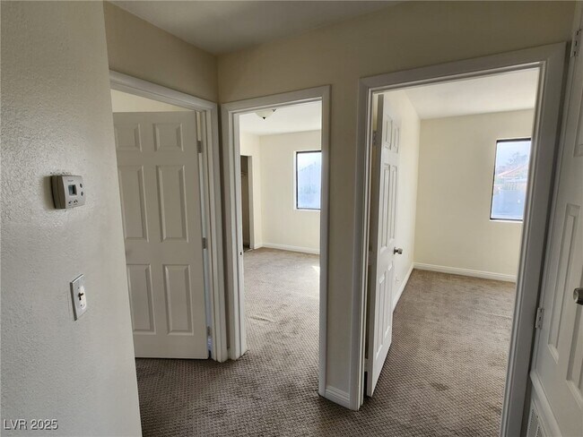 Building Photo - 8129 Spur Ct