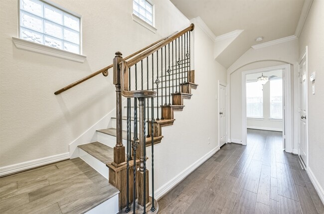 Building Photo - 1504 Peyton Oaks Pl