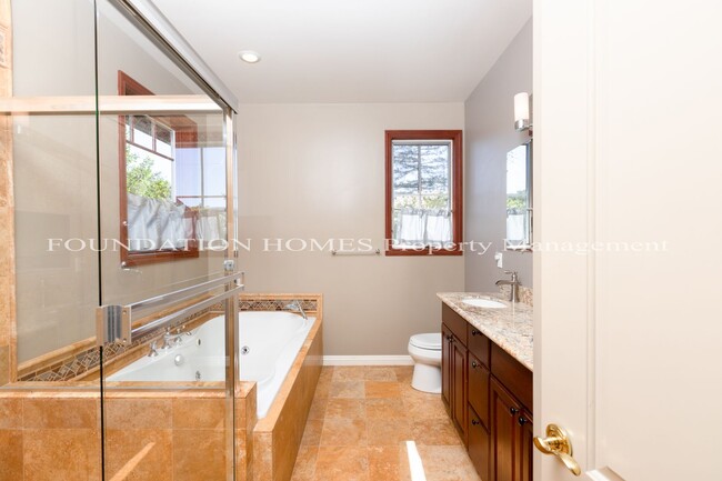 Building Photo - VIDEO! Gorgeous 4 BR, 3 BR in the Heart of...