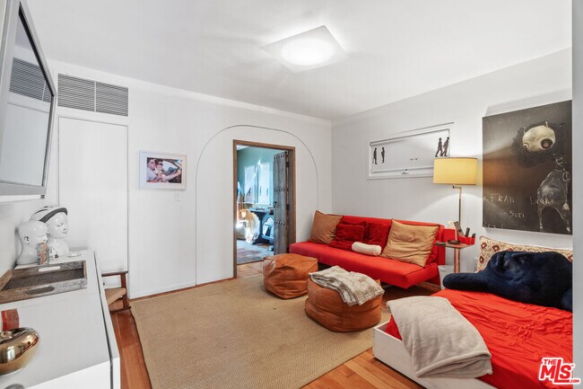 Building Photo - 1954 Federal Ave