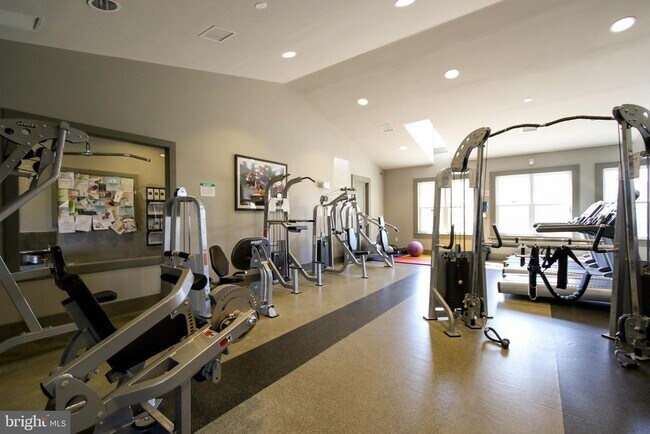 Building Photo - 1169 Coulbourn Cor