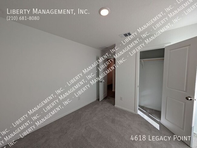 Building Photo - 4618 Legacy Pt