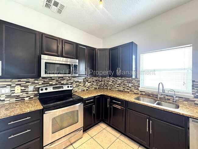 Building Photo - 11273 Moonshine Creek Cir