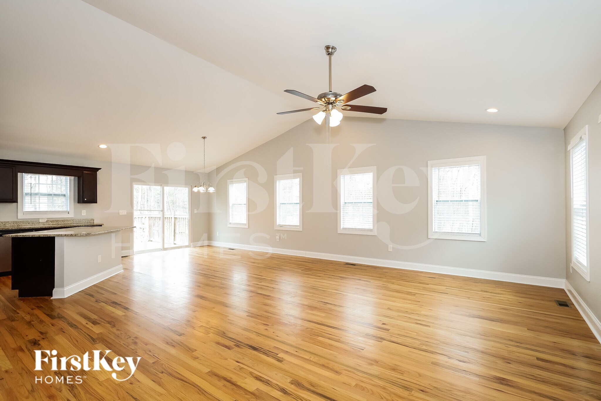 Building Photo - 7761 Sarah Dr