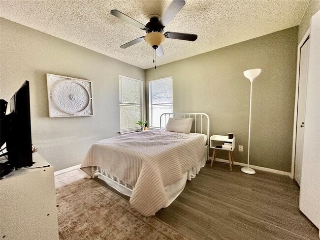 Building Photo - 14501 Donald Dr