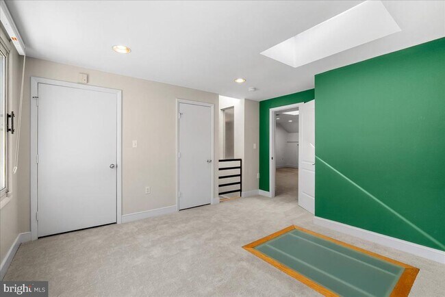 Building Photo - 2355 Ashmead Pl NW