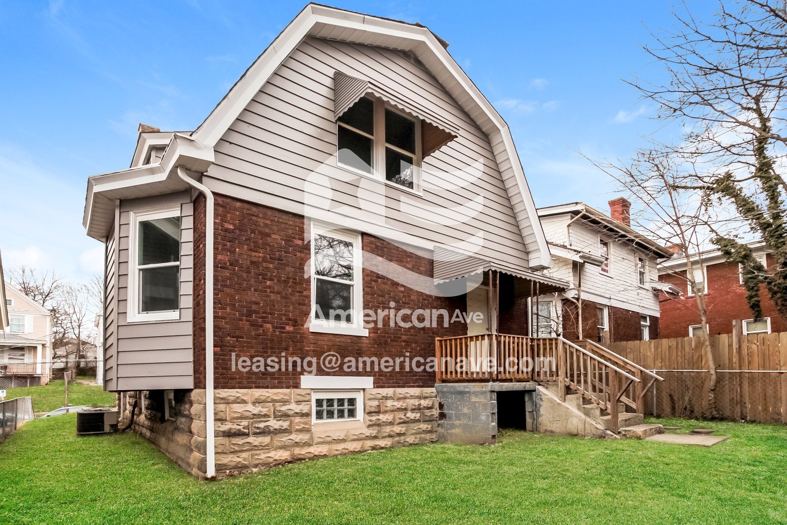 Building Photo - 1018 Underwood Pl