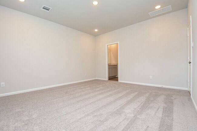Building Photo - 16493 Moss Ln