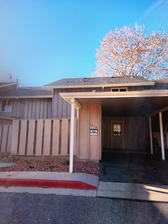 Carport & Private Patio - 1818 Indian Meadows Ln