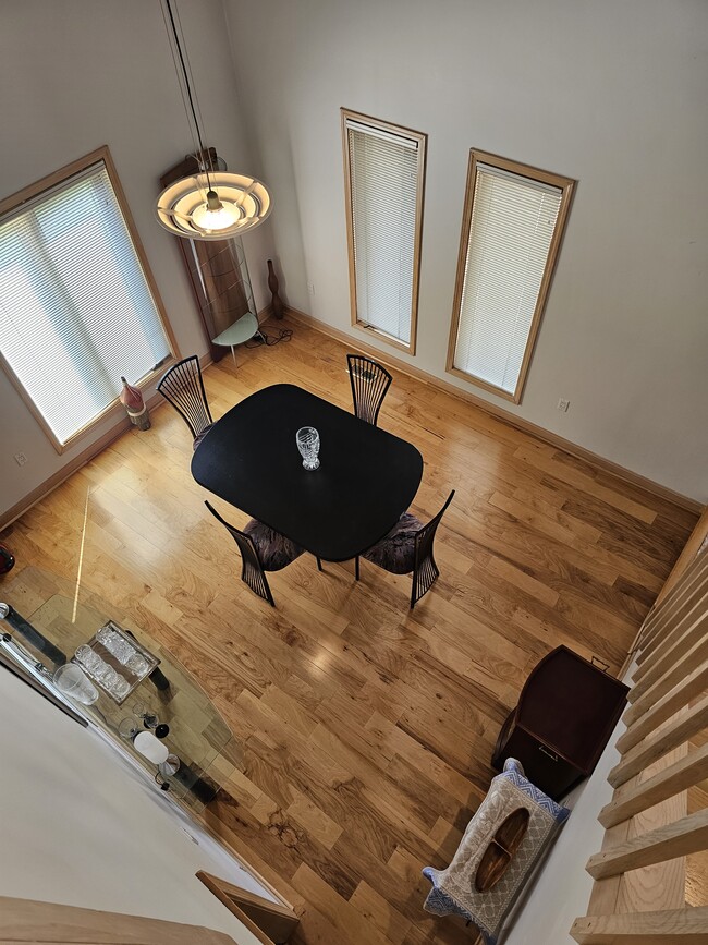 Building Photo - 5 Autumn Hill Ct