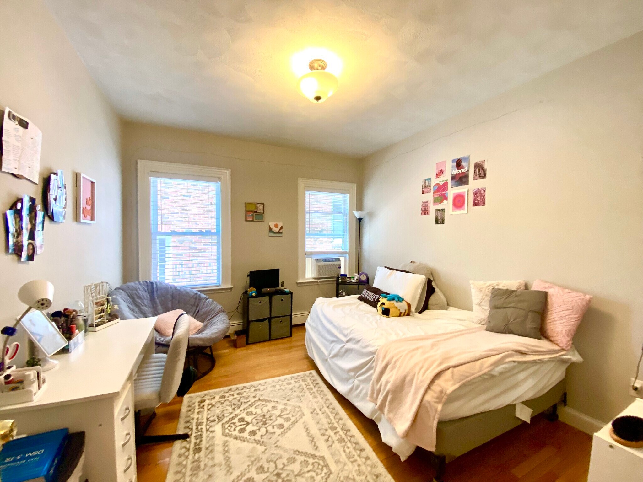 Building Photo - 1429 Cambridge St