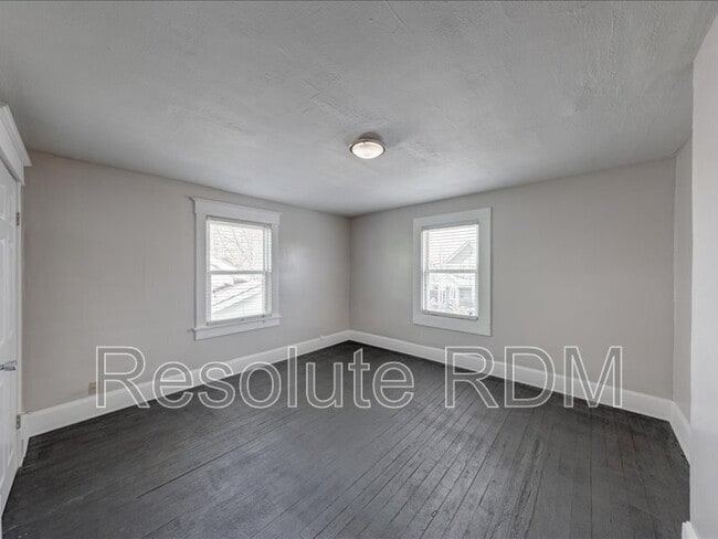 Building Photo - 1624 Yandes St