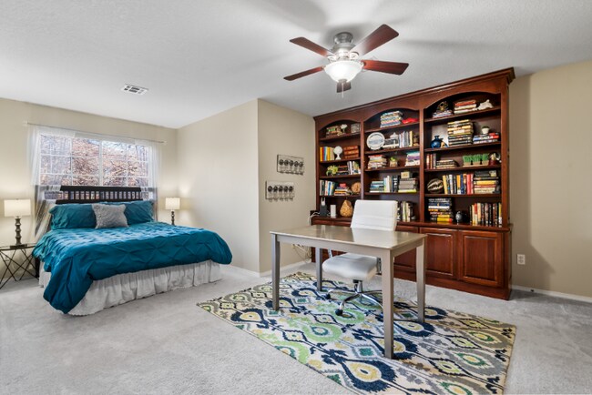 Building Photo - 5209 E 86th St