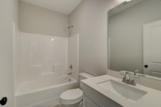 Building Photo - 248 Delview Dr