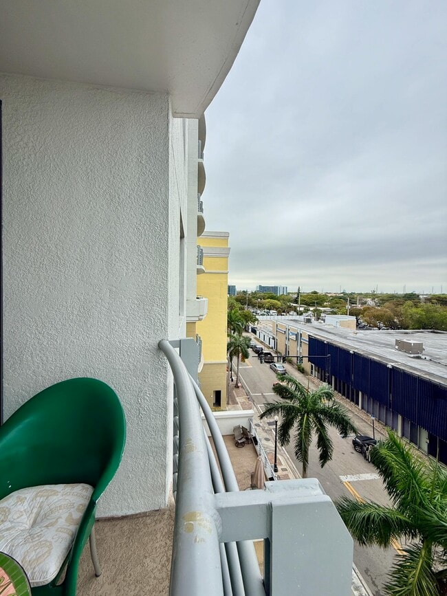 Building Photo - 1830 Radius Dr