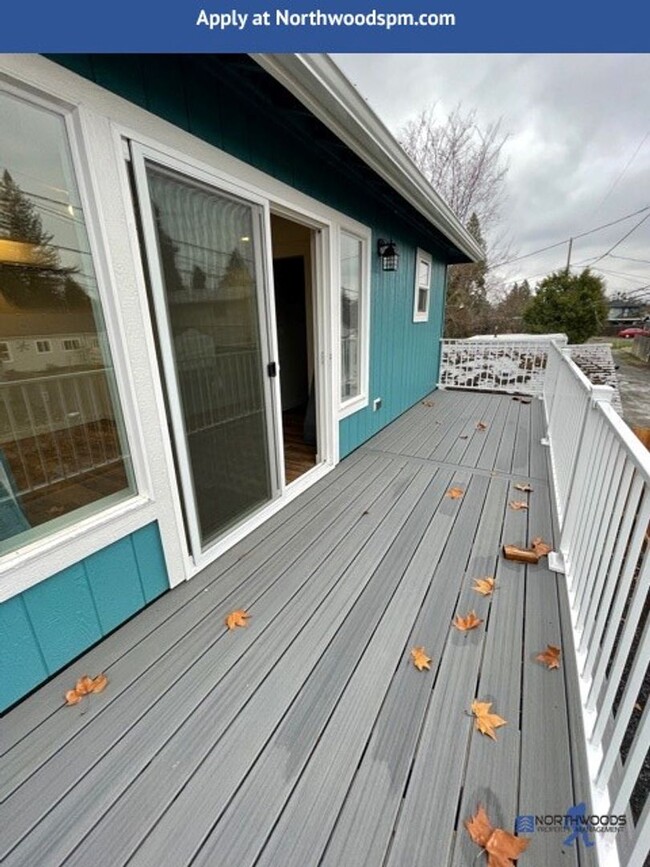 Building Photo - Very Nice Newer Build- 2 Bedroom2 Bathroom...