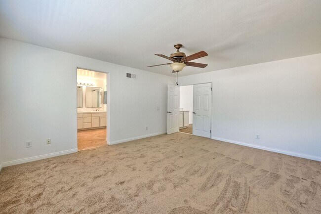 Building Photo - Recently Renovated 2-story home!