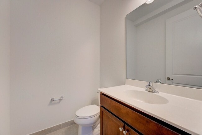 Building Photo - 9075 Kingsmoor Wy