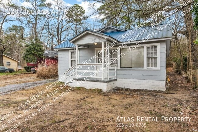 Building Photo - 2207 Indiana Ave