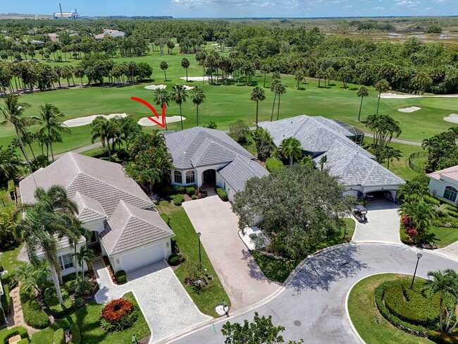 Building Photo - 6778 Oakmont Way