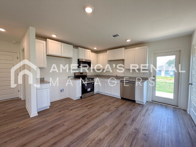 Building Photo - Coming Soon! Available to View NOW!!!