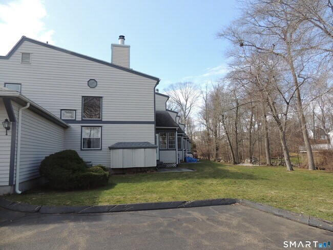 Building Photo - 124 S Montowese St