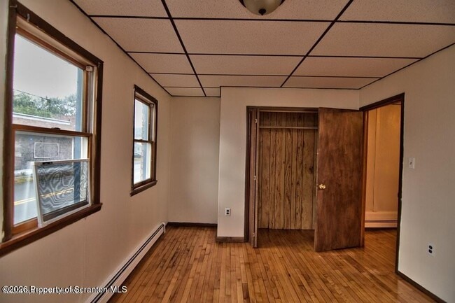 Building Photo - 401 Valley Ave