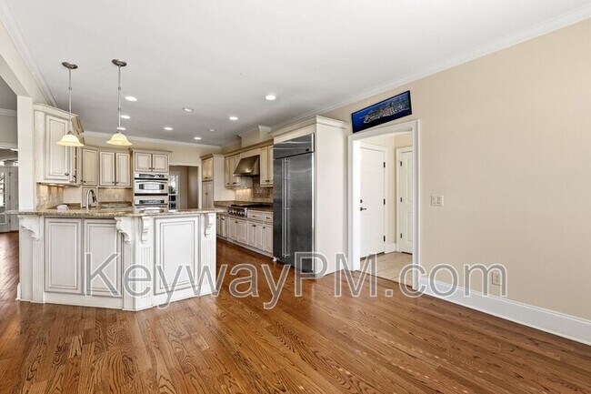 Building Photo - 529 John Fox Run