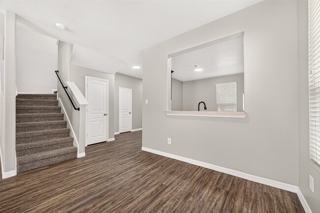 Building Photo - 16743 Libson Falls Dr