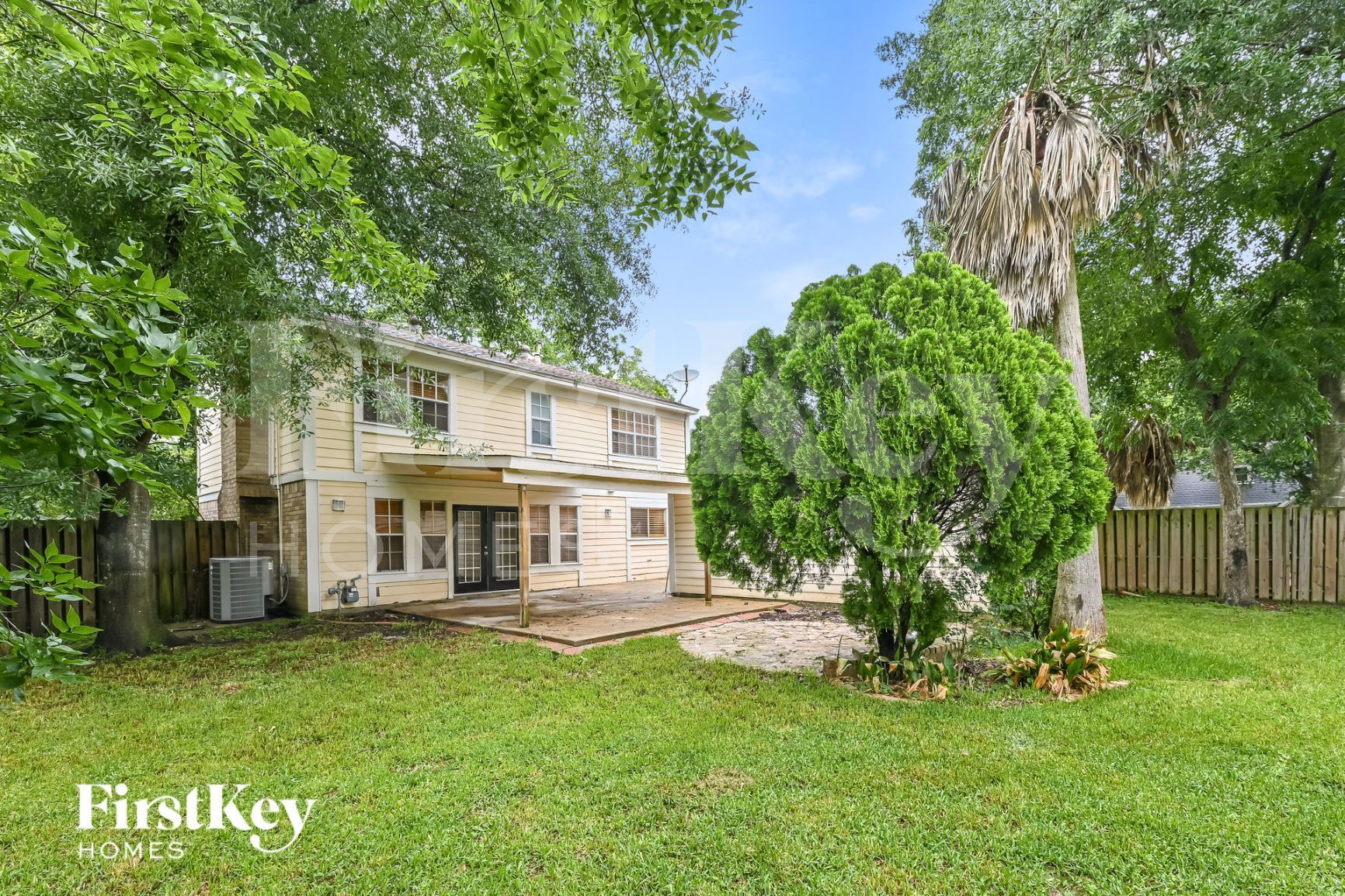 Building Photo - 4003 Chapel Square Dr