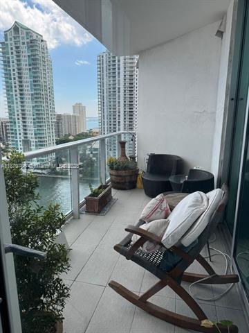 Building Photo - 300 S Biscayne Blvd