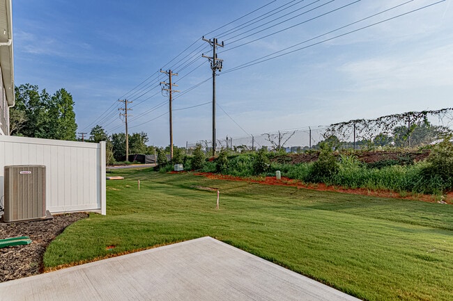Building Photo - 1411 Darrowby Wy