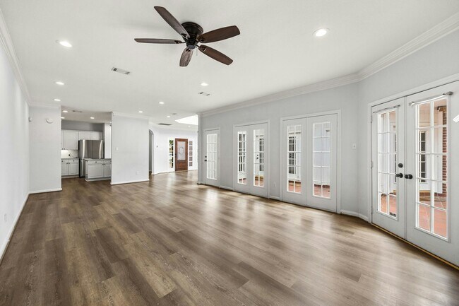 Building Photo - 1723 Gingerleaf Ln