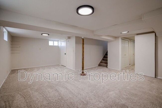 Building Photo - 3934 Monroe St