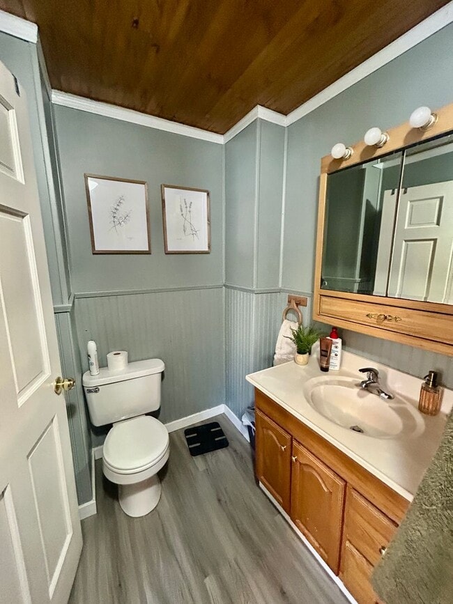 Building Photo - AVAILABLE March - 1 BED 1 BATH