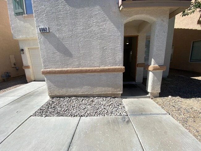 Building Photo - 6062 St Petersburg Dr
