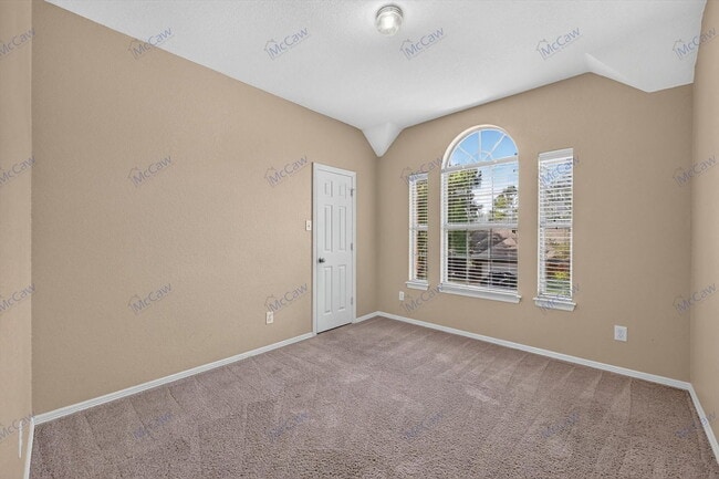 Building Photo - 504 Coventry Dr
