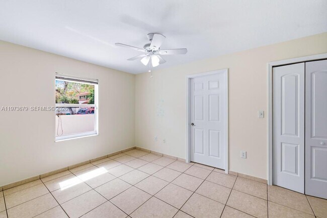 Building Photo - 3072 NW 14th St