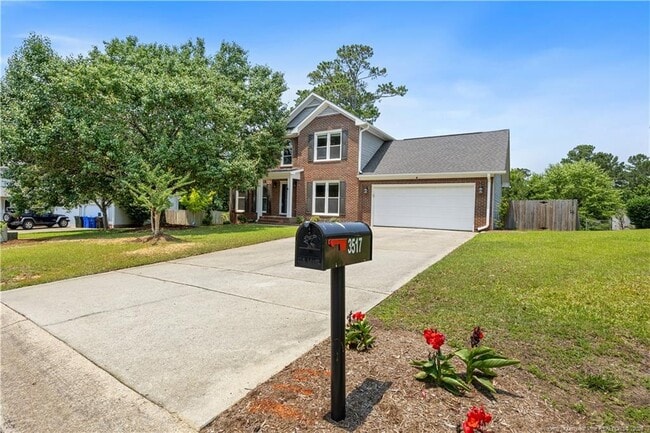 Building Photo - 3517 Gables Dr