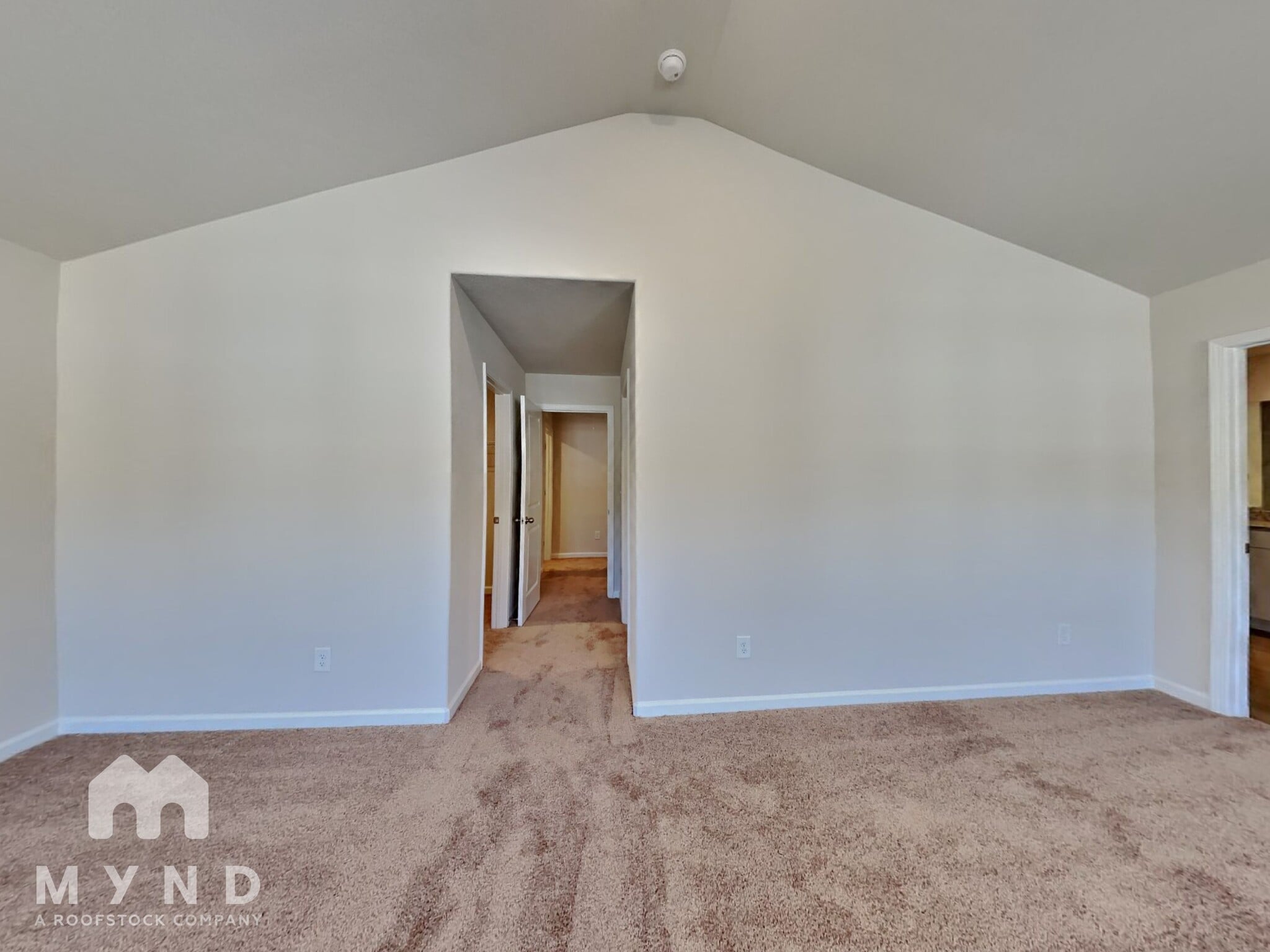 Building Photo - 94 Taverners Ln