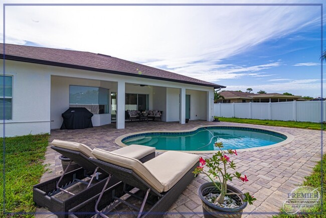 Building Photo - ***ANNUAL LEASE ONLY***PALM RIVER ESTATES*...