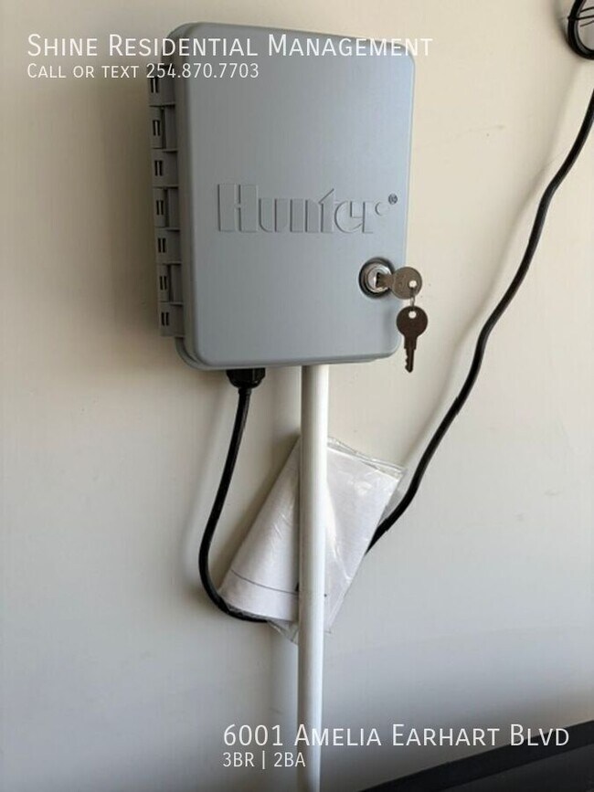 Building Photo - 6001 Amelia Earhart Blvd