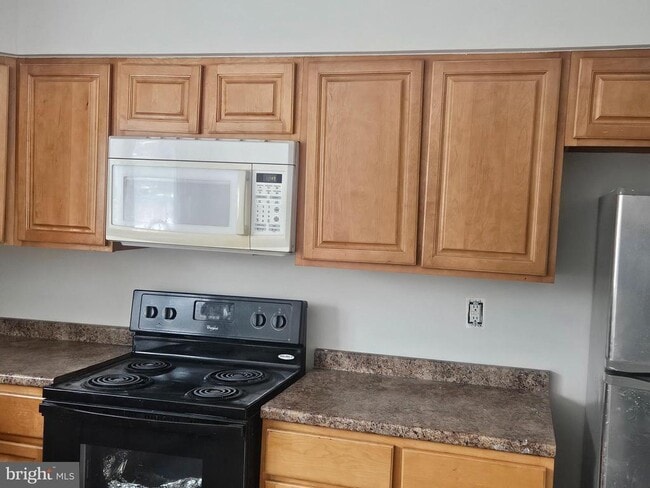 Building Photo - 1716 Julie Ct