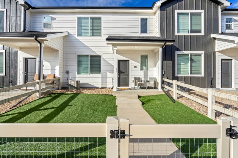 Building Photo - 720 Oregon Trail