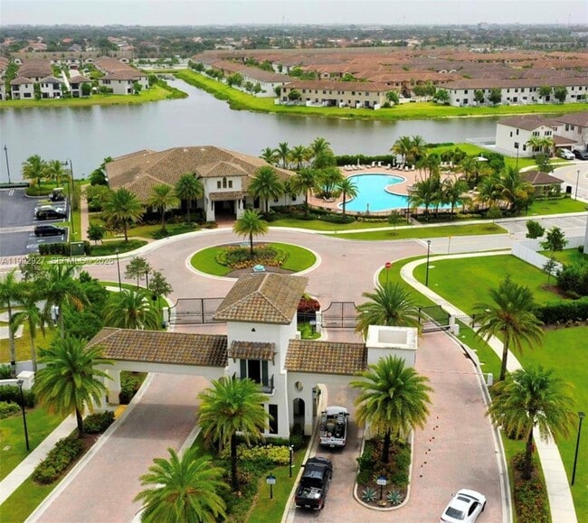 Building Photo - 9776 W 34th Ave