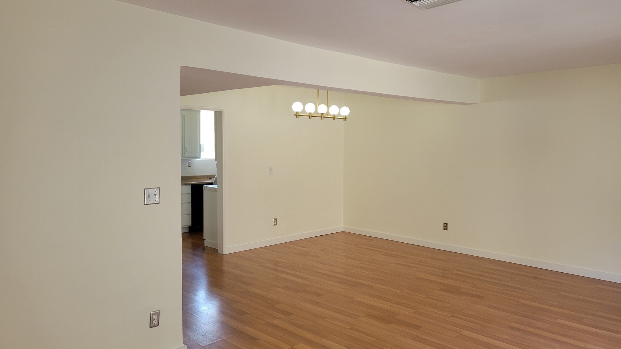 Building Photo - 6256 Morse Ave