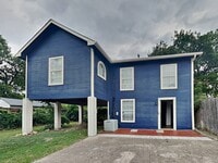 Building Photo - 2911 Ryan Ave