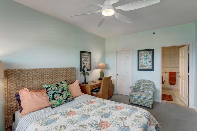 Building Photo - 840 Ocean Dr