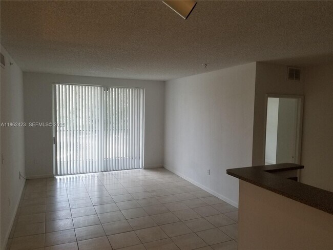 Building Photo - 8070 N Nob Hill Rd